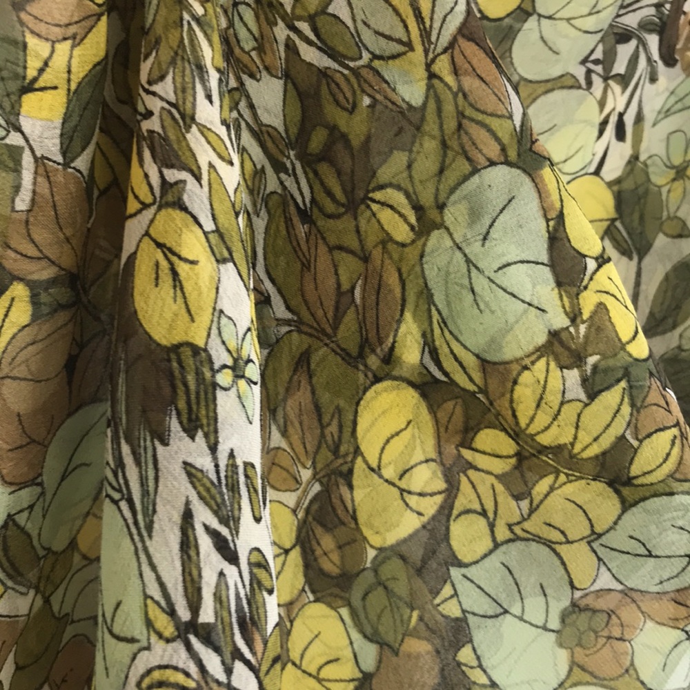 Chiffon silk scarf - Picture 3 of 7